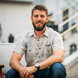 Dr. Chris Hill